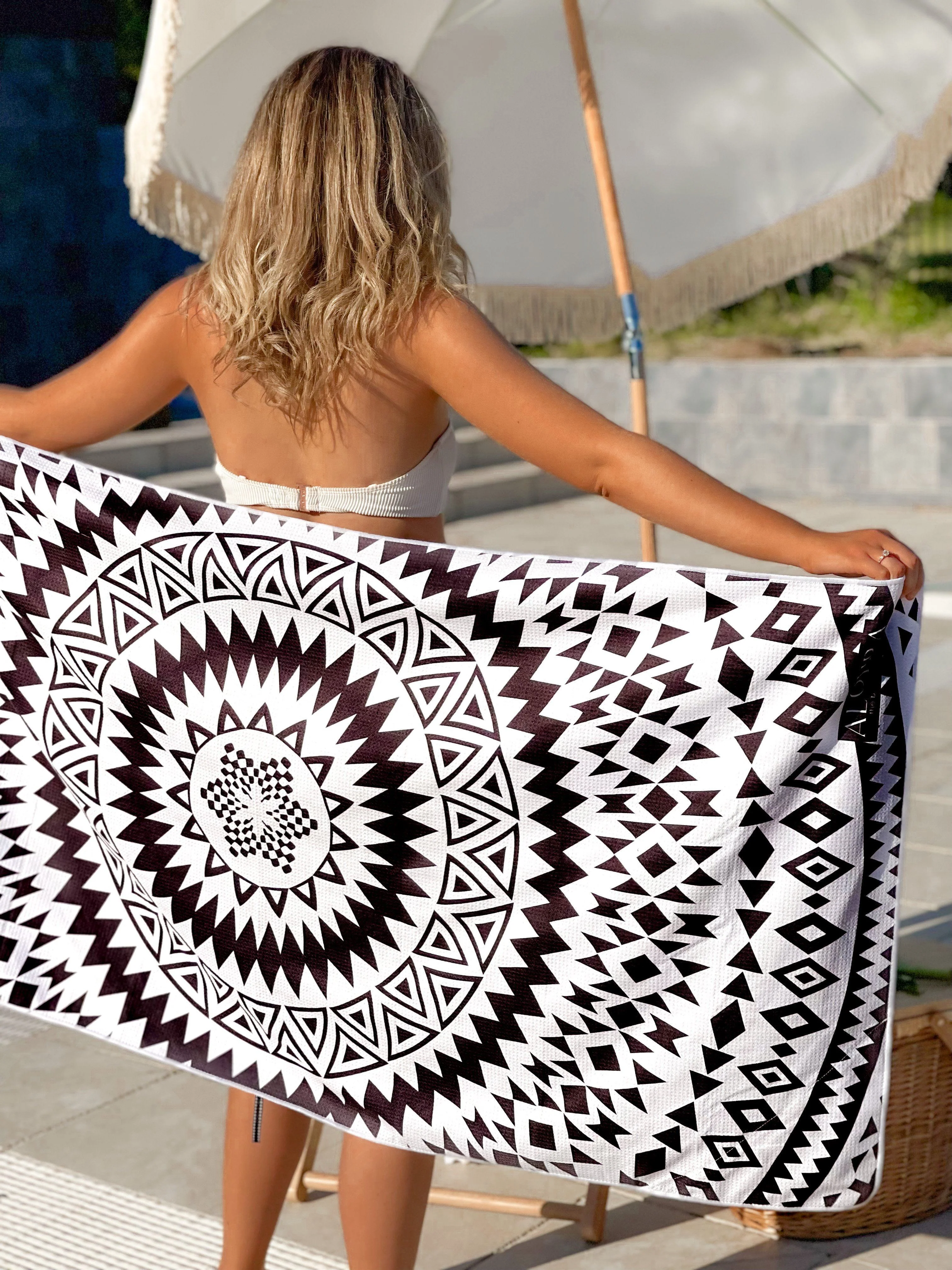 Alohra Sand Free Beach Towels Slim Shady - Image 8