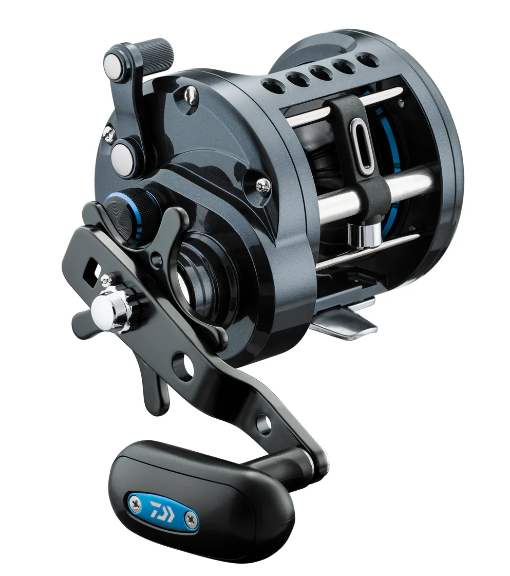 Daiwa 23 Saltist LW Overhead Reels - Image 2