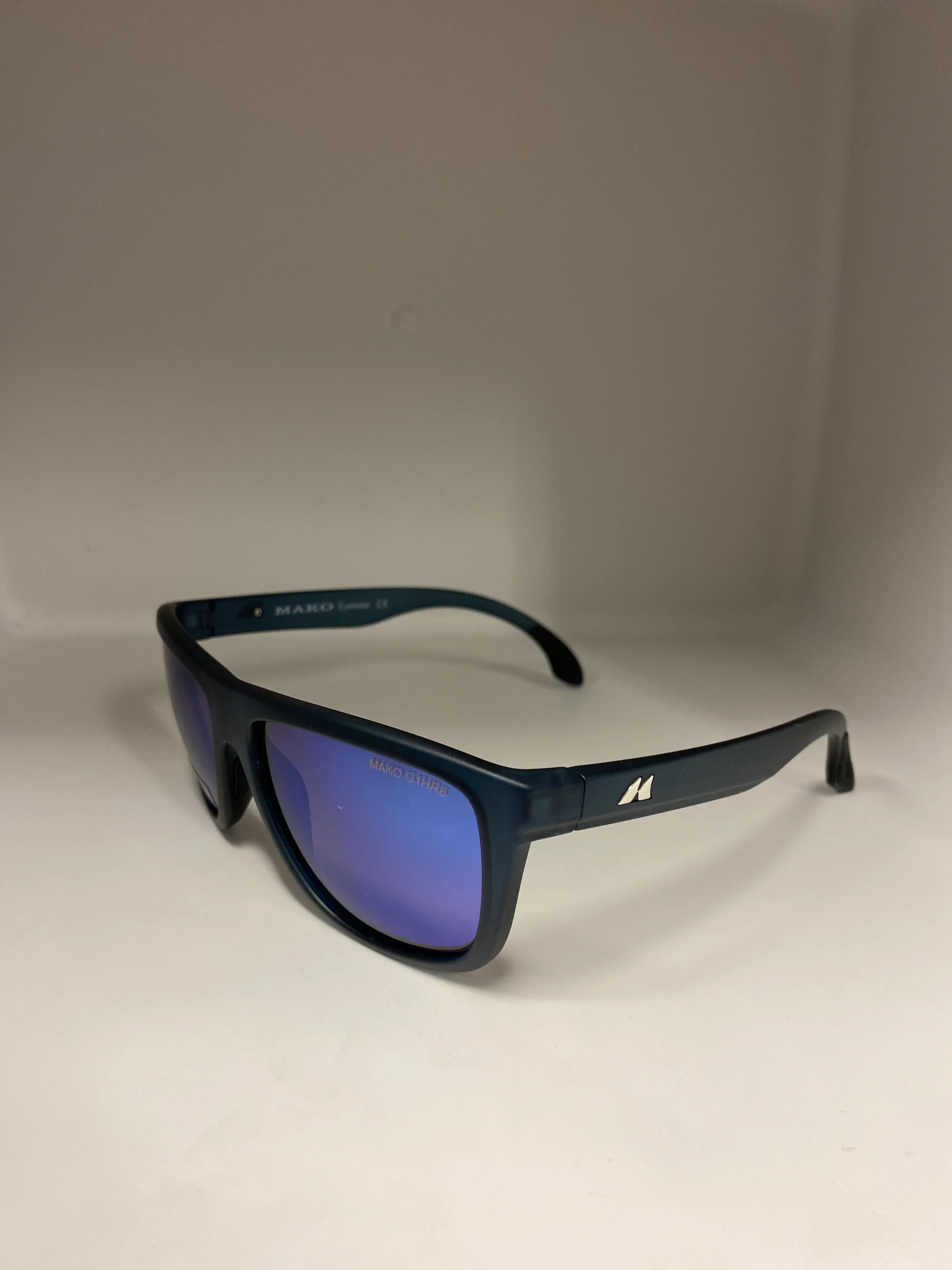 Mako Tidal 9607 Polarised Sunglasses - Image 2