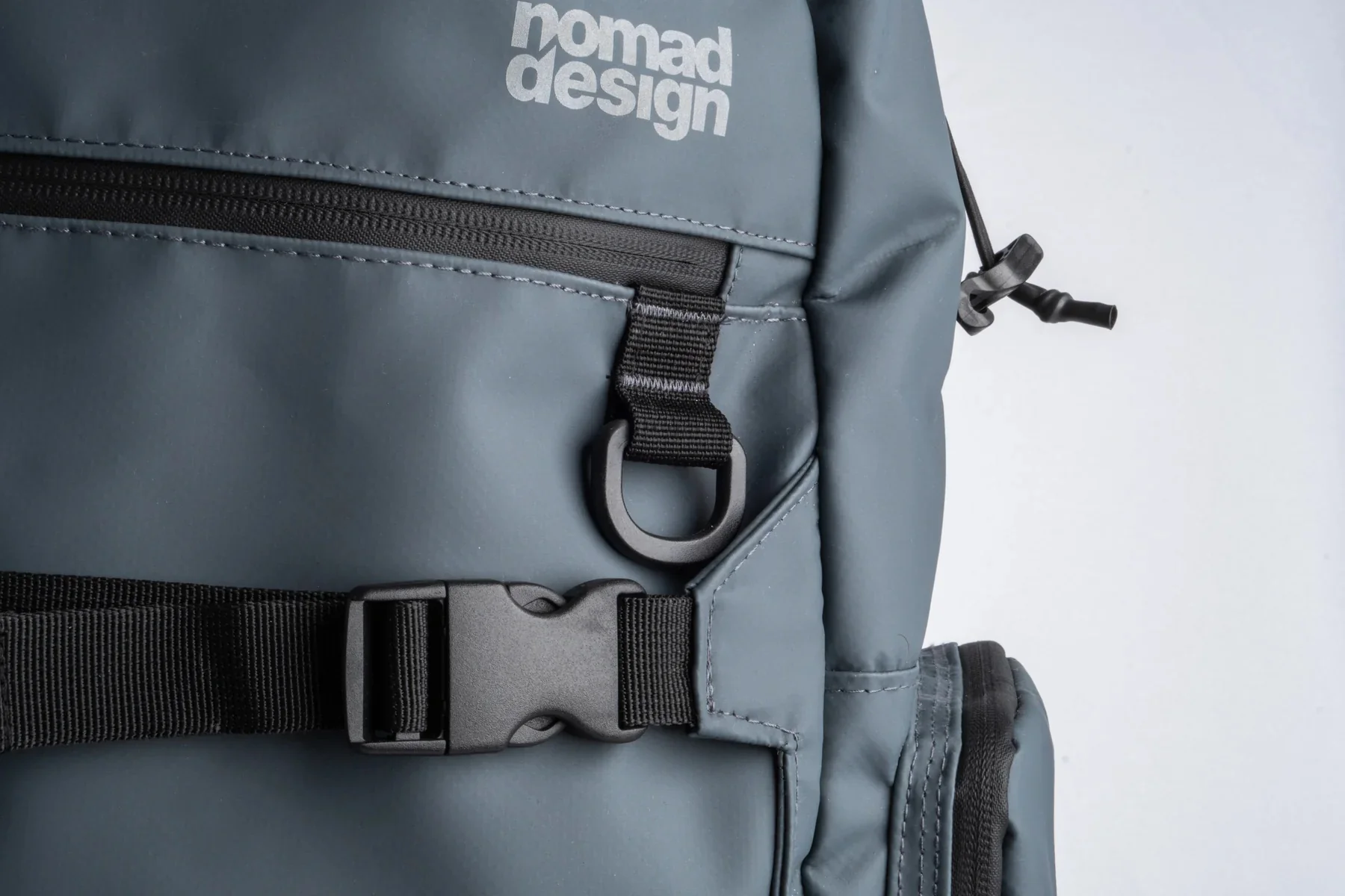 Nomad Design Backpack Large Charcoal - Image 5